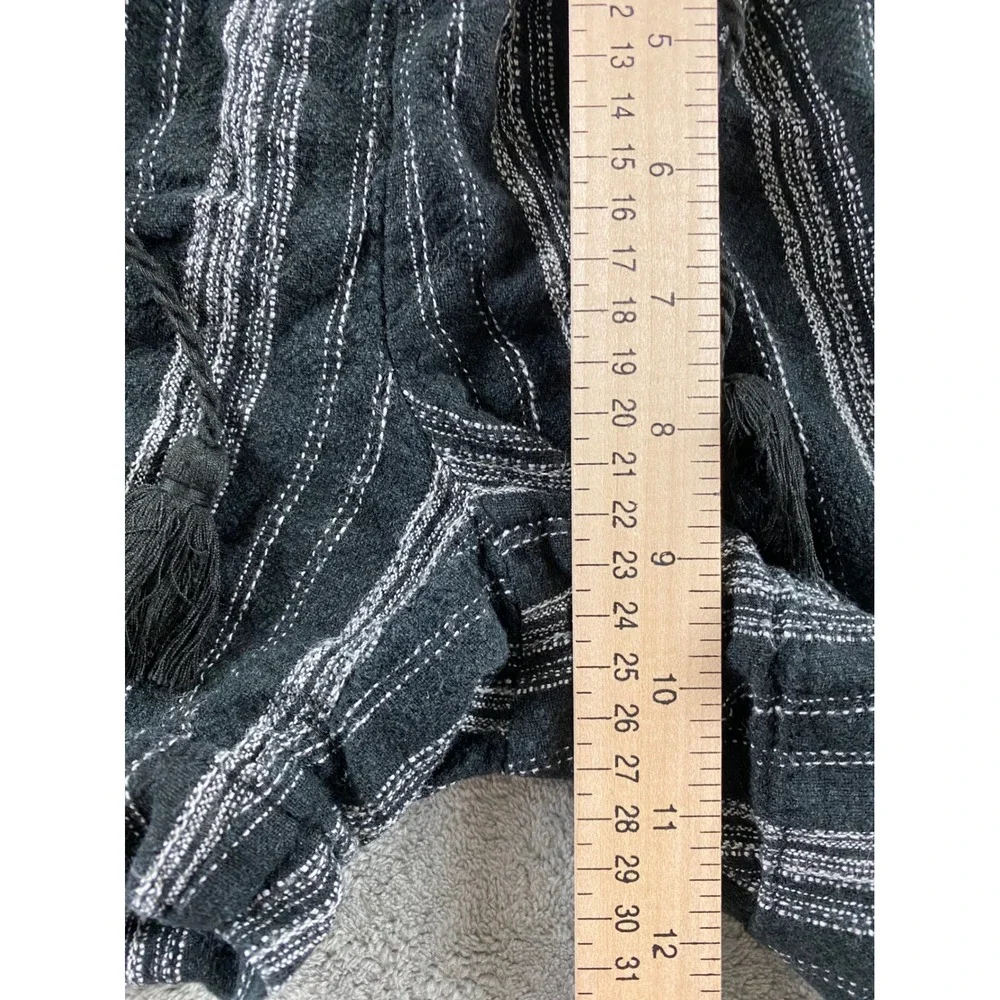Briggs Womens Striped Pull On Shorts Black White Smocked Tassel Pockets Small
